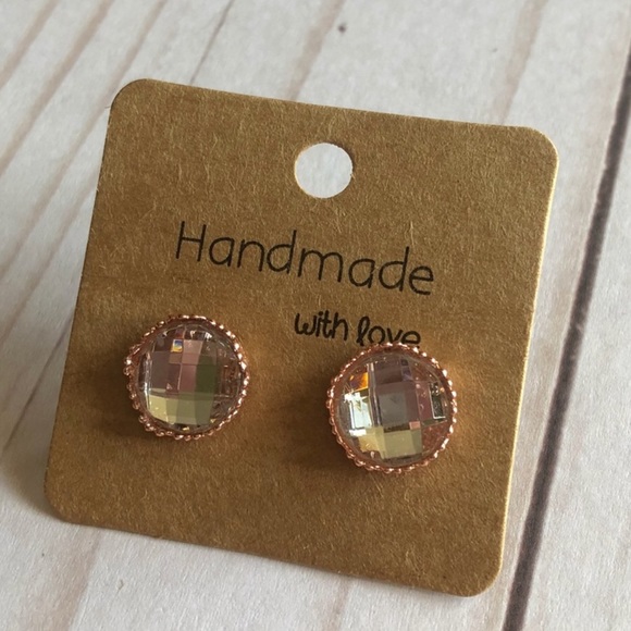 Clear Rhinestone Rose Gold Crown Stud Earrings! - Picture 10 of 16